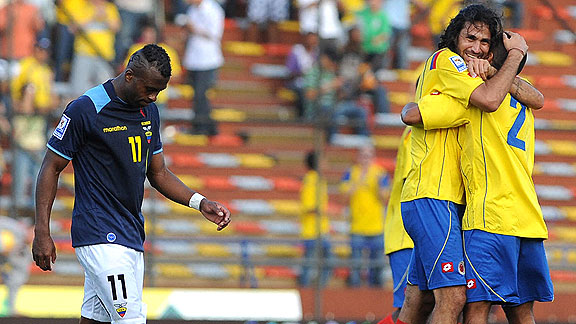 Colombia 2 - 0 Ecuador